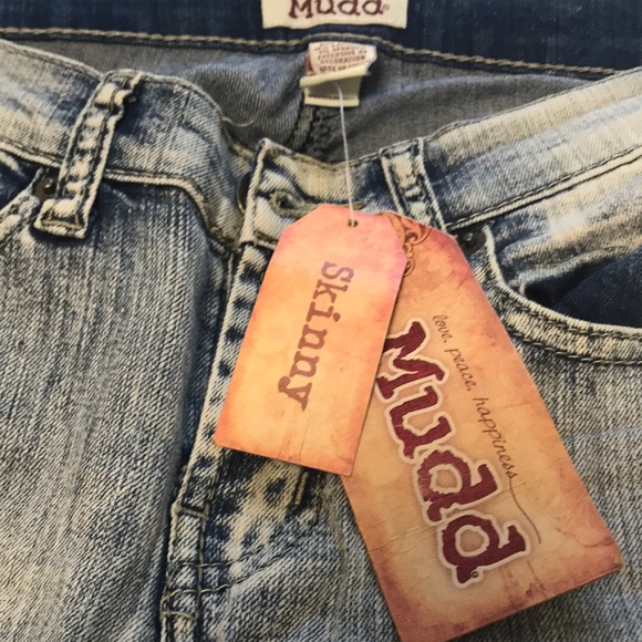 Skinny jeans - Picture 2 of 3